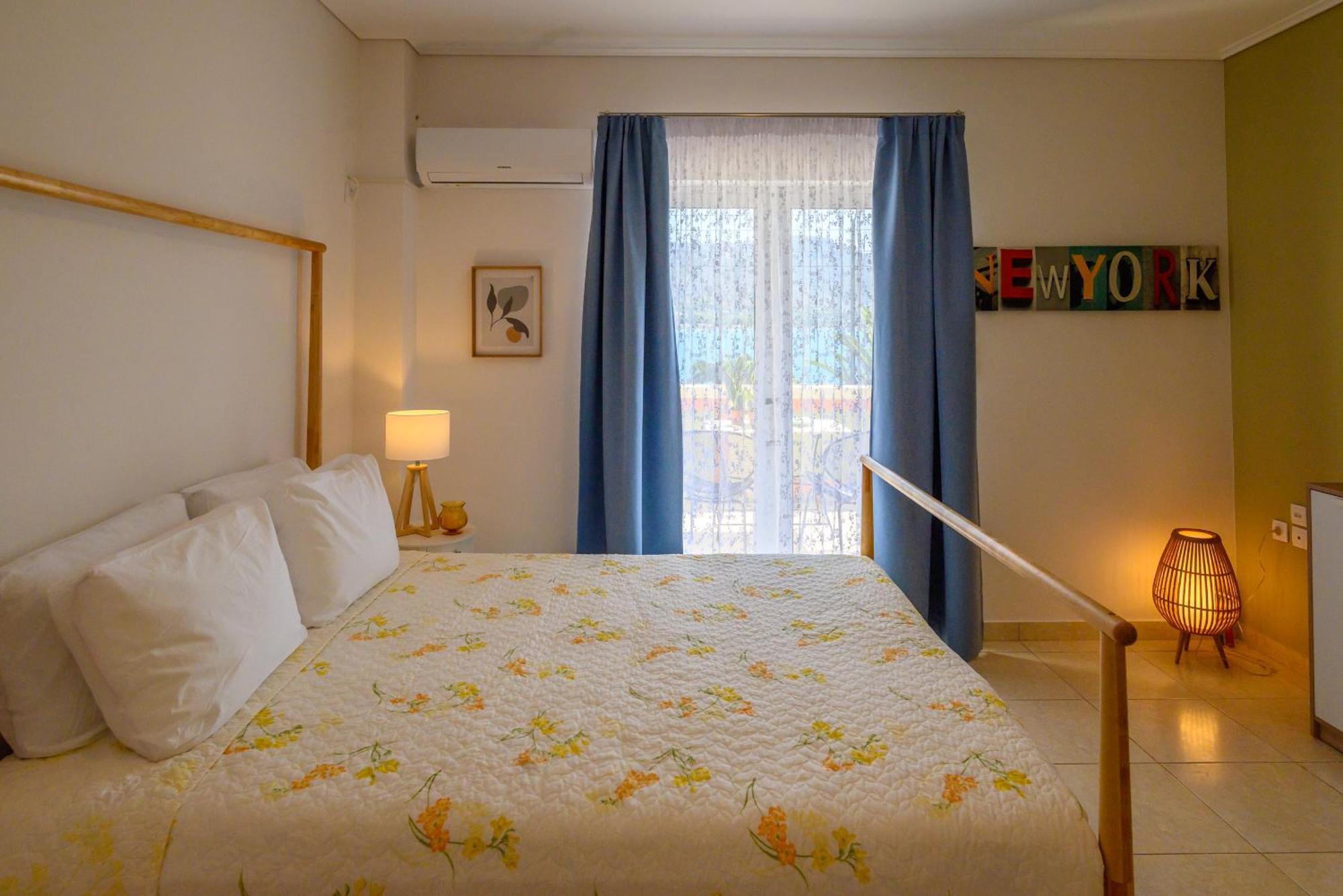Seaside Apartment Salamís Exterior foto